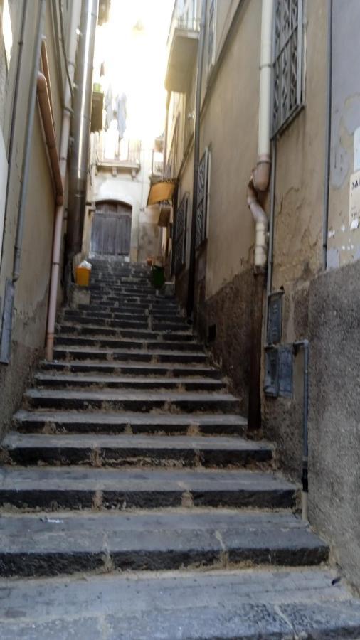 B&B Con Cucina La Ninfea Caltagirone Bagian luar foto