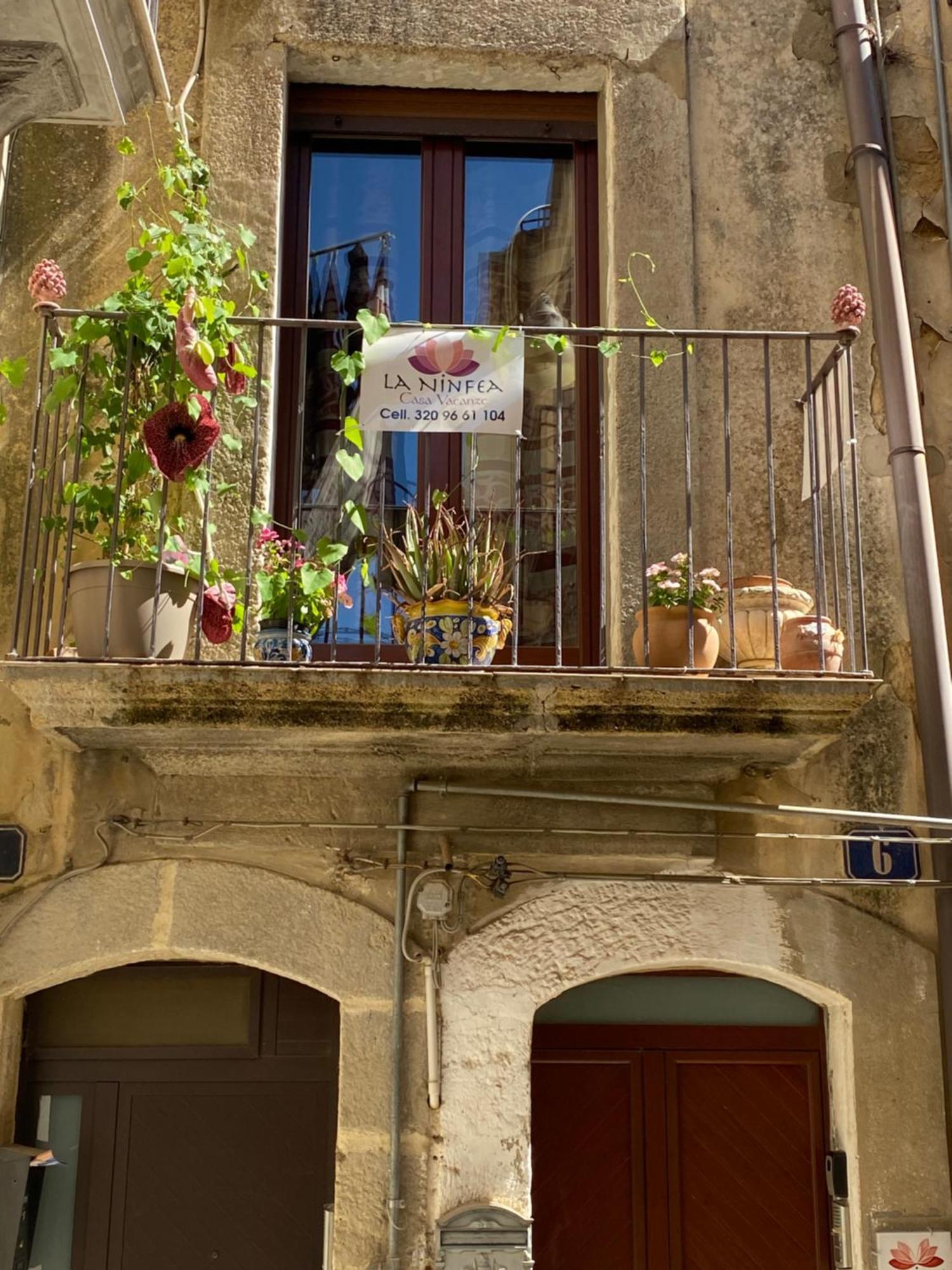 B&B Con Cucina La Ninfea Caltagirone Bagian luar foto
